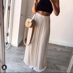 ZARA Wide leg Pleated Palazzo Pants NWOT